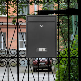 Diggoo included reflective mailbox numbers for quick labeling and identification
