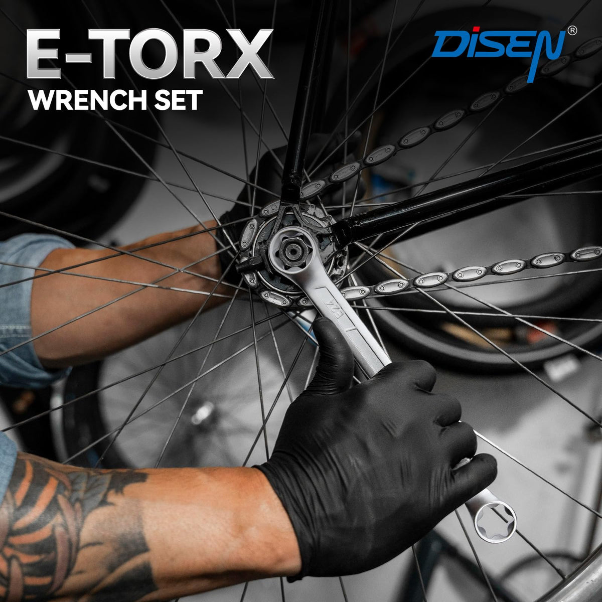 DISEN compact blister packaging makes portable tool kit easy to carry.