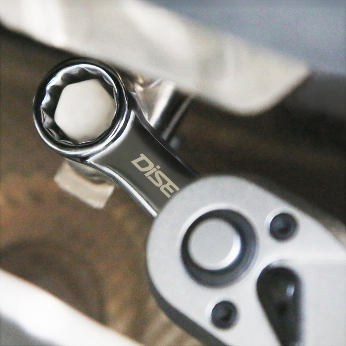DISEN torque adapter 16mm keeps your repair kit versatile.