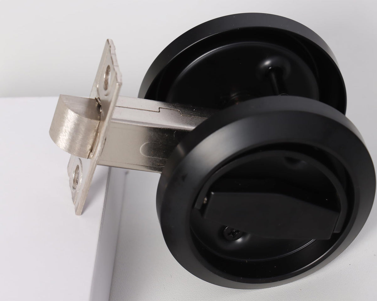 Dixiao pocket door handle internal assembly shows robust mounting.