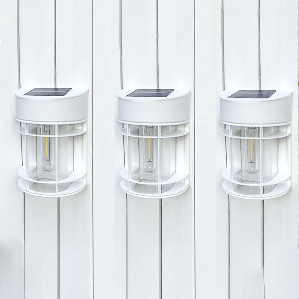 DOESLAG solar fence lights on a fence post provide warm ambience and safety.