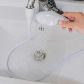 Dogxiong pet shampoo sprayer hose for convenient bathing and hair rinsing.