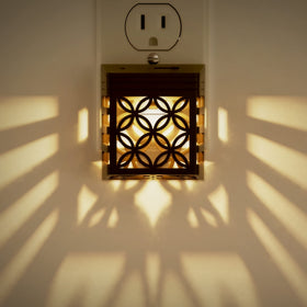 DORESshop ideal for bathroom, hallway, and stairway lighting