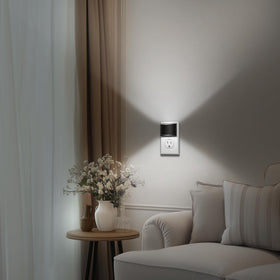 DORESshop plug-in design keeps outlets usable for other devices.