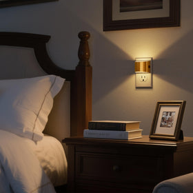 DORESshop dusk-to-dawn sensor automatically adjusts brightness for comfortable night visibility.