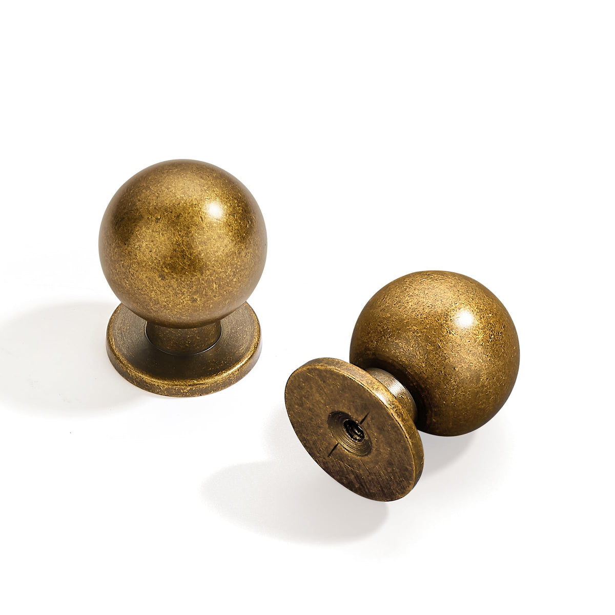 Dosoye ball knob antique brass, 1in diameter, adds classic charm to furniture.