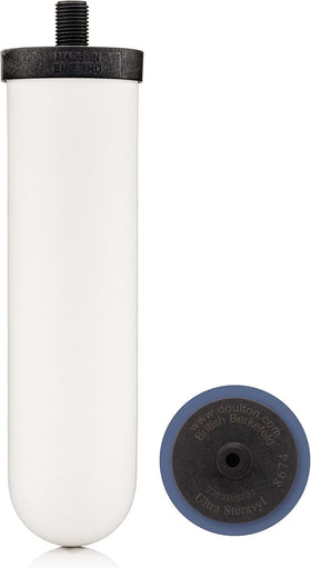 DOULTON filter candle demonstrates clear water after filtration with reduced odor.