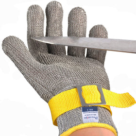 Dowellife ANSI A9 glove metal mesh closeup for blade protection in professional kitchen tasks