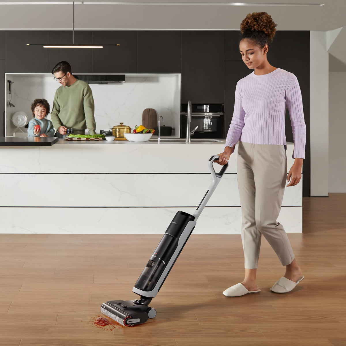 DREAME H14 wet-dry brush head for versatile floor care.