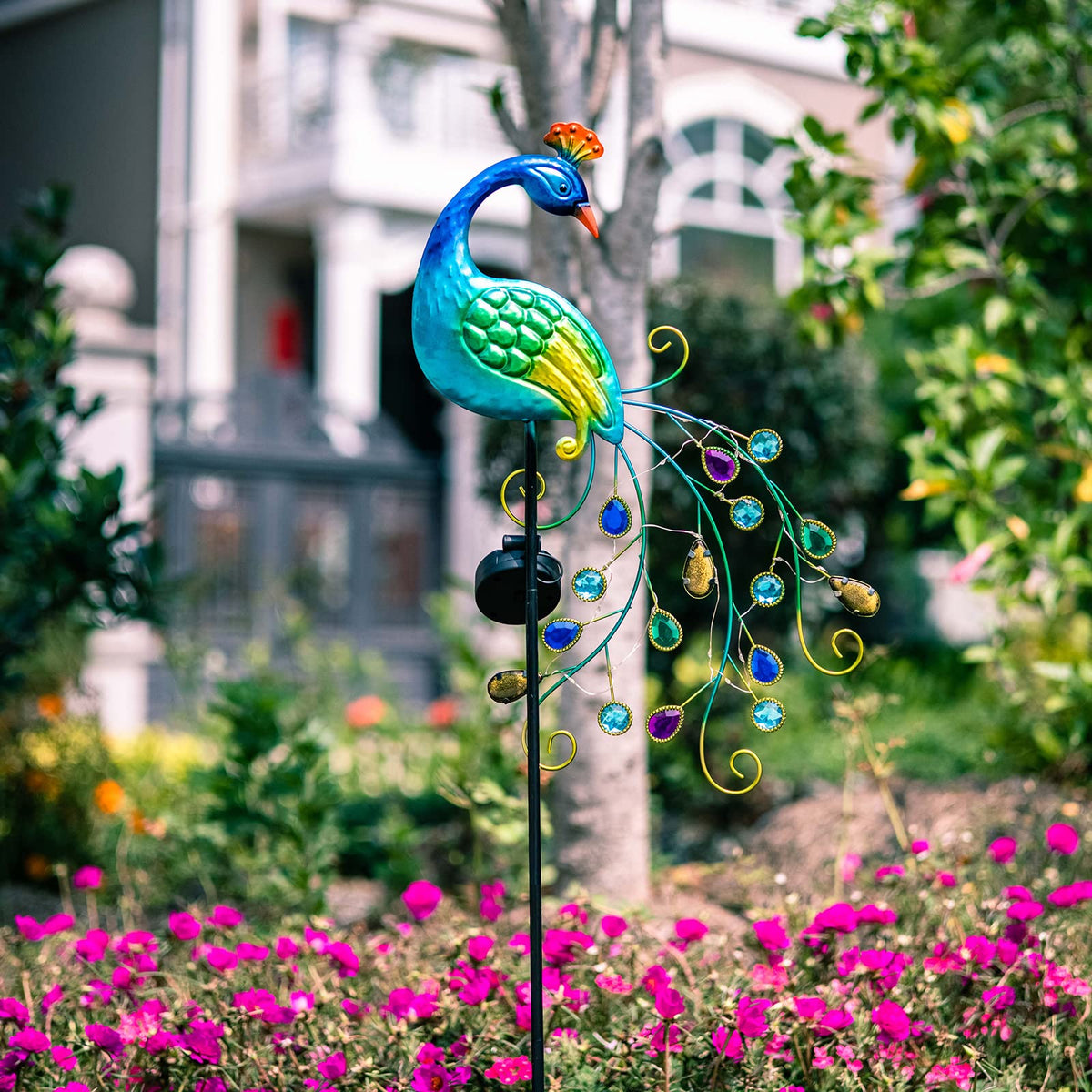 Dreamsoul metal peacock garden decor for patio and lawn