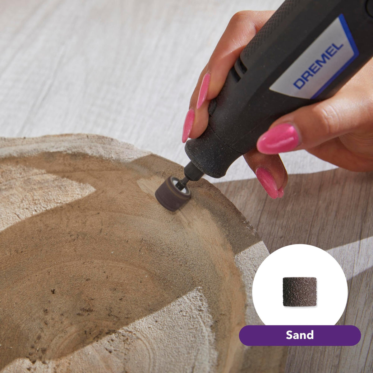 Dremel 3100 carving-engraving tip enables detailed designs.