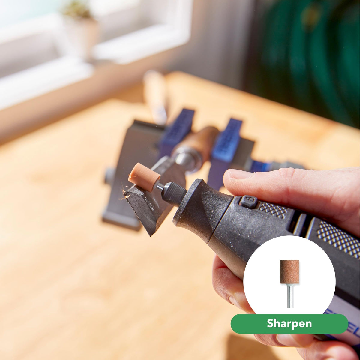 Dremel 3100 grinding-wheel shapes edges and sharpens efficiently.