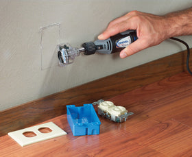 Dremel 670 Mini Saw features angled throat enabling straight perpendicular cuts.