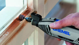 Dremel 709-02 cutting discs for clean, accurate material removal.