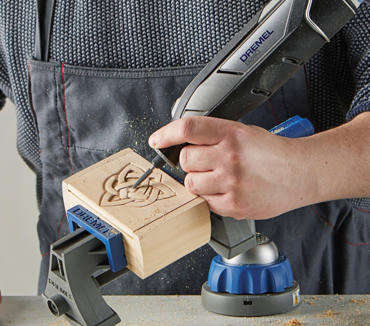 Dremel 8240 compact ergonomic grip for comfortable operation