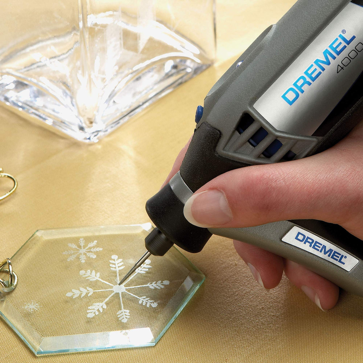Dremel A577 Detailer’s Grip engraving-precision enables close-to-work control.