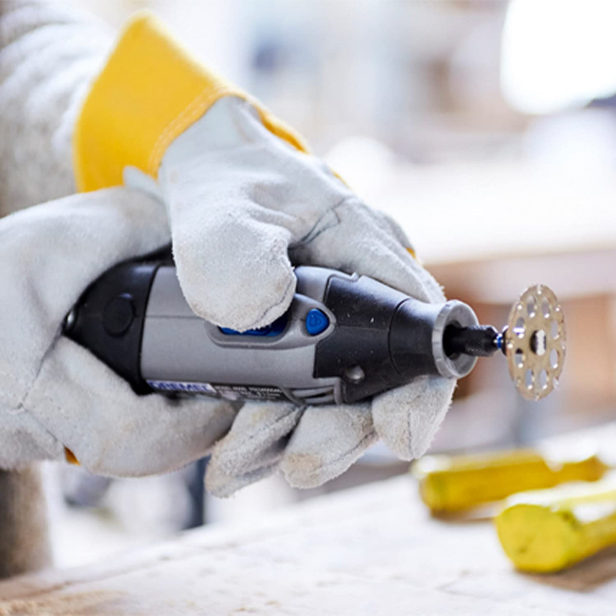 Dremel EZ544 wheel handles fiberglass cuts with minimal fraying.
