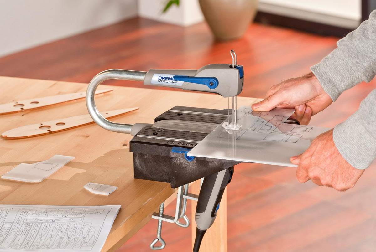 Dremel Moto-Saw variable speed control adapts to different materials.