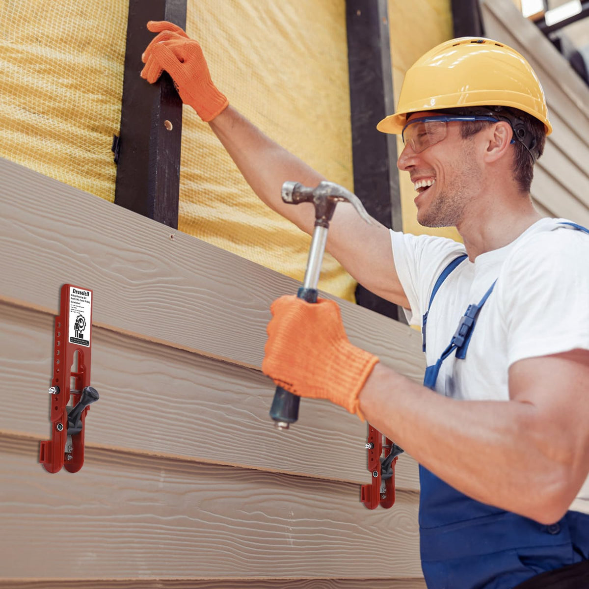 Non-slip padding protects siding while clamping during installation