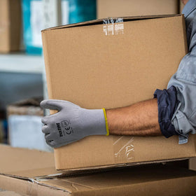 DULFINE gloves with ultrathin PU coating deliver smooth grip on dry surfaces.