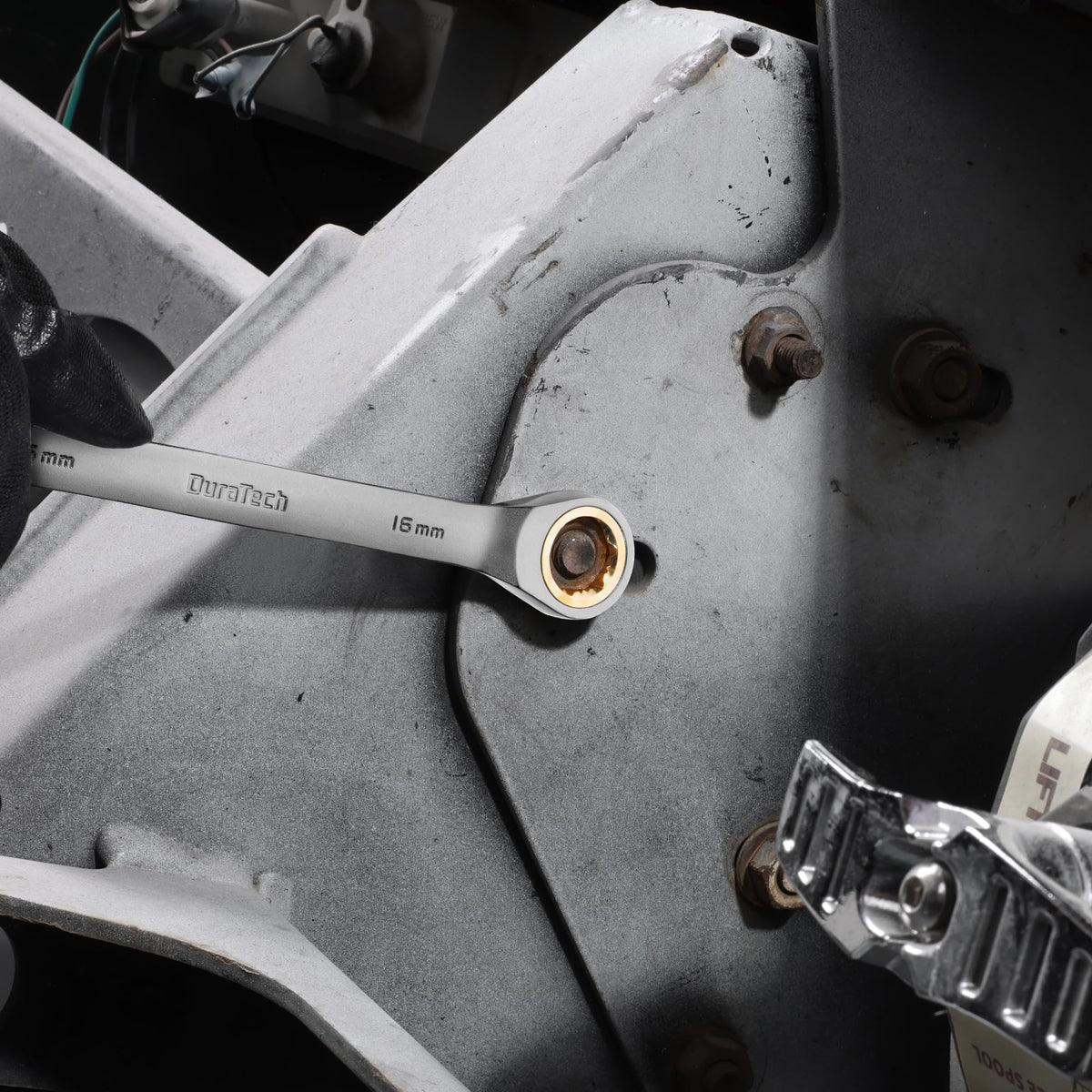 DURATECH wrenches feature easy-size labeling for quick identification on the job.
