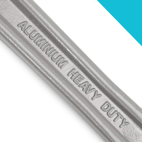 Ergonomic handle provides comfortable operation during use.