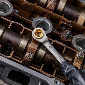 DURATECH rolling pouch keeps two wrench sizes organized on site.