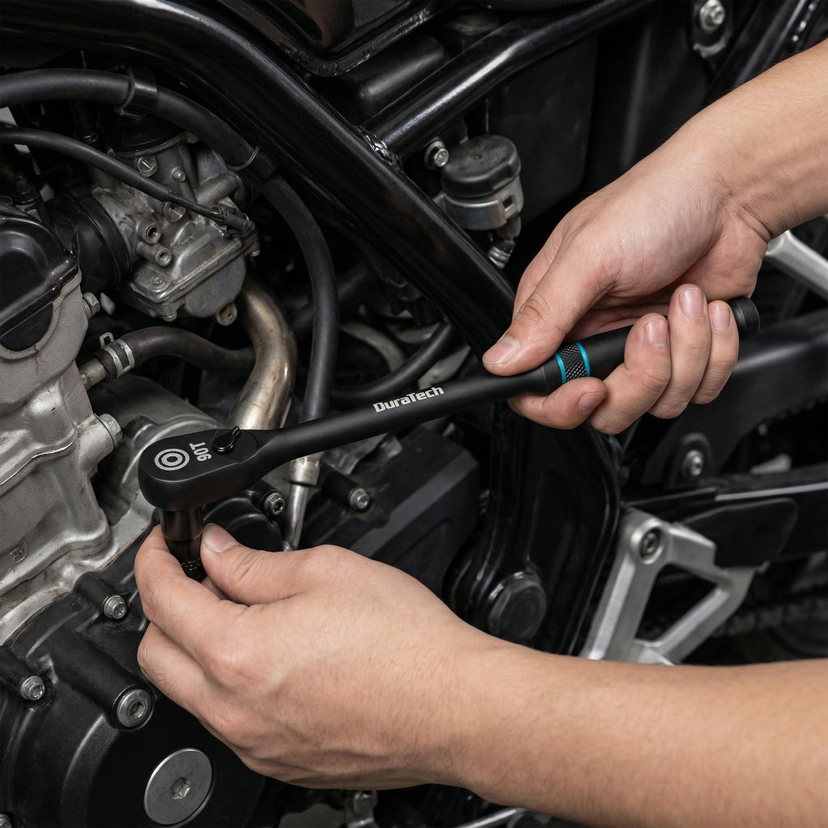DURATECH tool designed for cramped spaces and precise fastener work