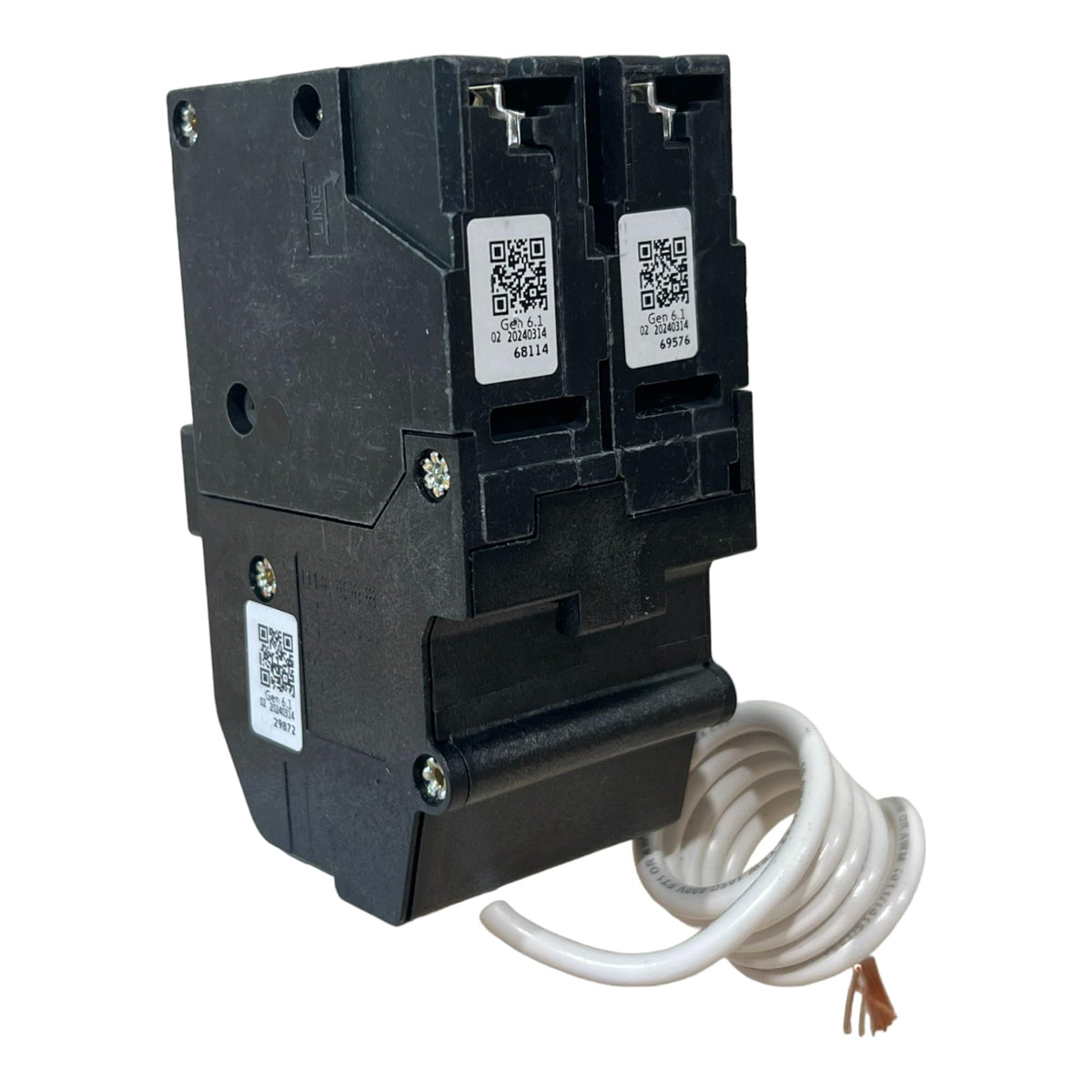 Eaton BRN240GF installation labels highlight 40 A and 10 KAIC ratings