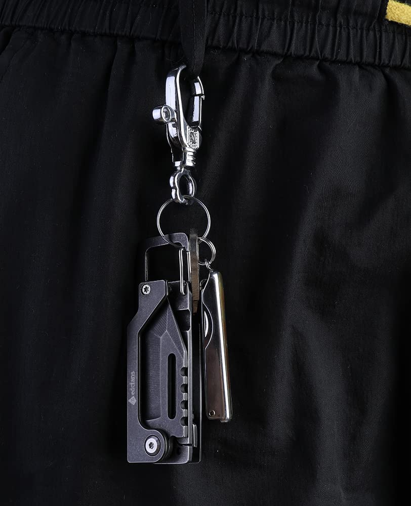 edcfans keychain knife pocket-size design fits in pockets.
