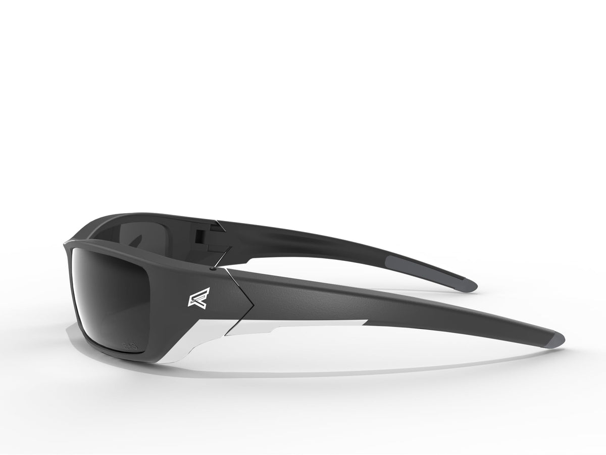 EDGE Reclus patented flexible nylon frame demonstrates comfortable, lightweight wear