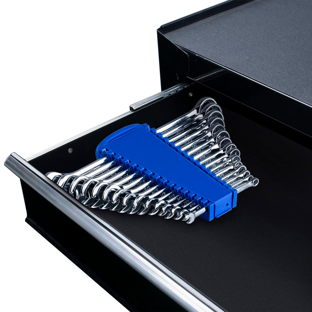 EFFICERE foldable-handle design supports portable, clutter-free transport