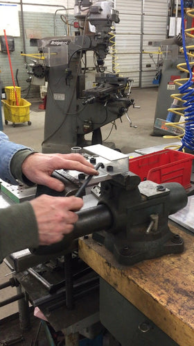 EKLIND stubby ball-key designed for tight spaces with greater hand clearance.