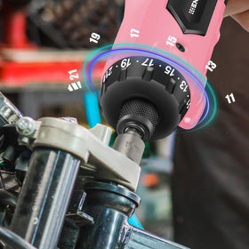 Quarter-inch hex chuck enables fast, secure bit changes
