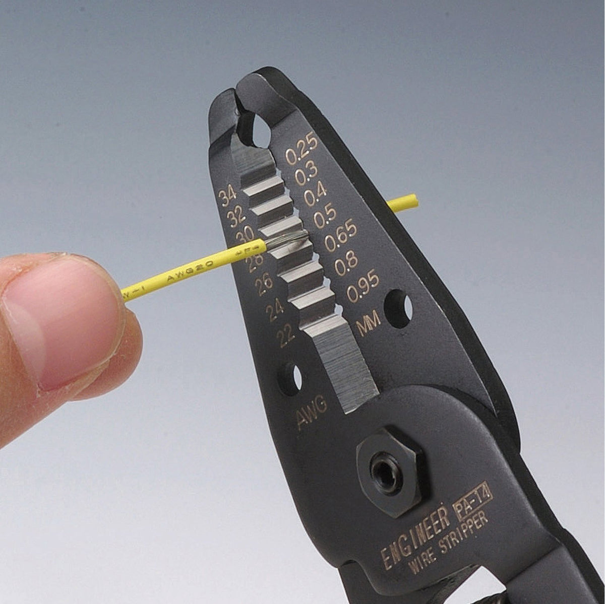 ENGINEER PA-14 solid and stranded wire compatibility for versatile electronics work
