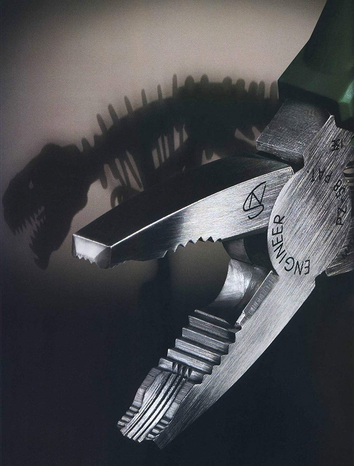 ENGINEER PZ-58 tamper-proof-screw-removal closeup shows versatile head compatibility.