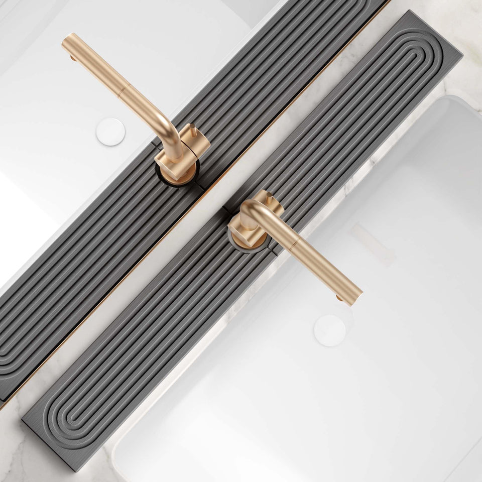 eormoe diatomite stone tray closeup demonstrates fast absorption for a dry, tidy sink
