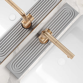 eormoe Faucet Mat with diatomaceous earth absorbs splashes quickly under the faucet.