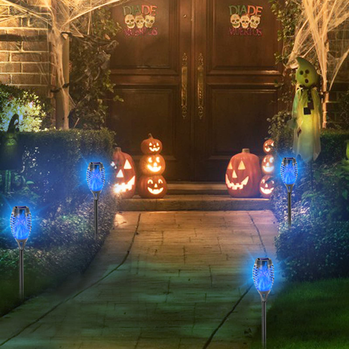 EOYIZW dusk-to-dawn auto-on-off provides hands-free outdoor lighting.