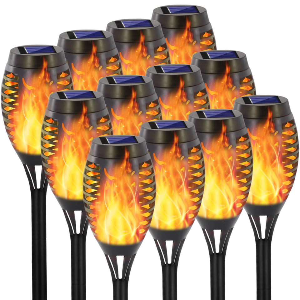 EOYIZW 12-LED solar torch with flickering flame for garden ambience.