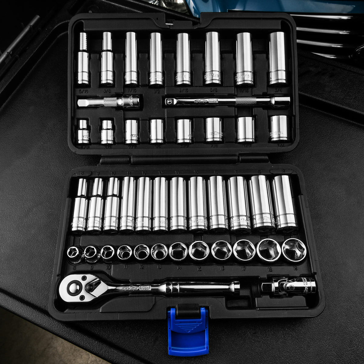 EPAuto chrome-plated sockets resist corrosion and stay polished longer.