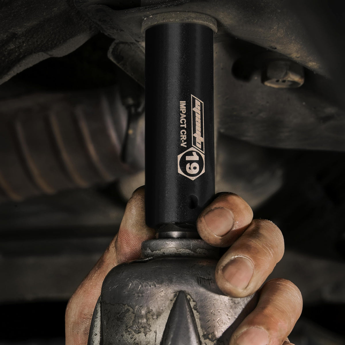 EPAuto Cr-V steel construction delivers durability for tough impact tasks.