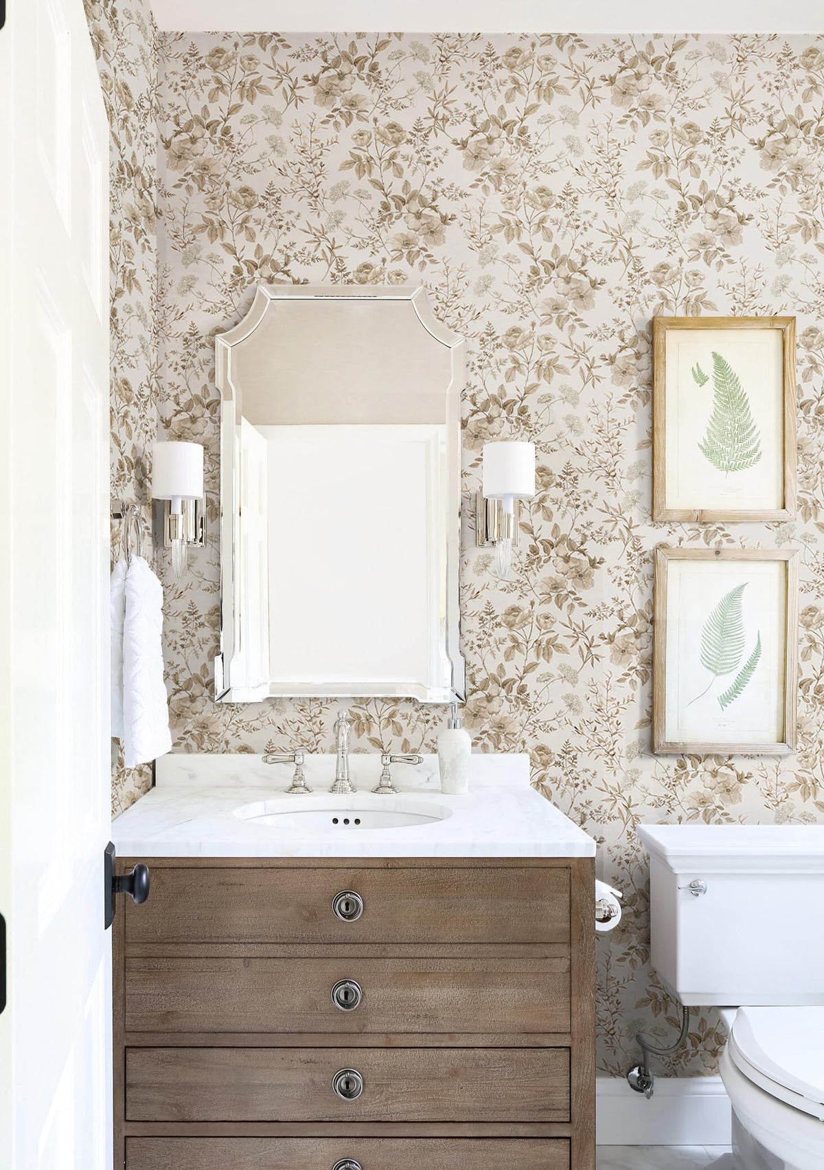 Erfoni living room accent wall using beige floral wallpaper creates cozy ambiance.