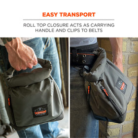 Exterior pockets hold extra filters and small accessories.