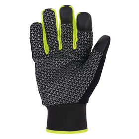 Ergodyne ProFlex 850 gloves maintain dexterity while staying warm during cold storage tasks.