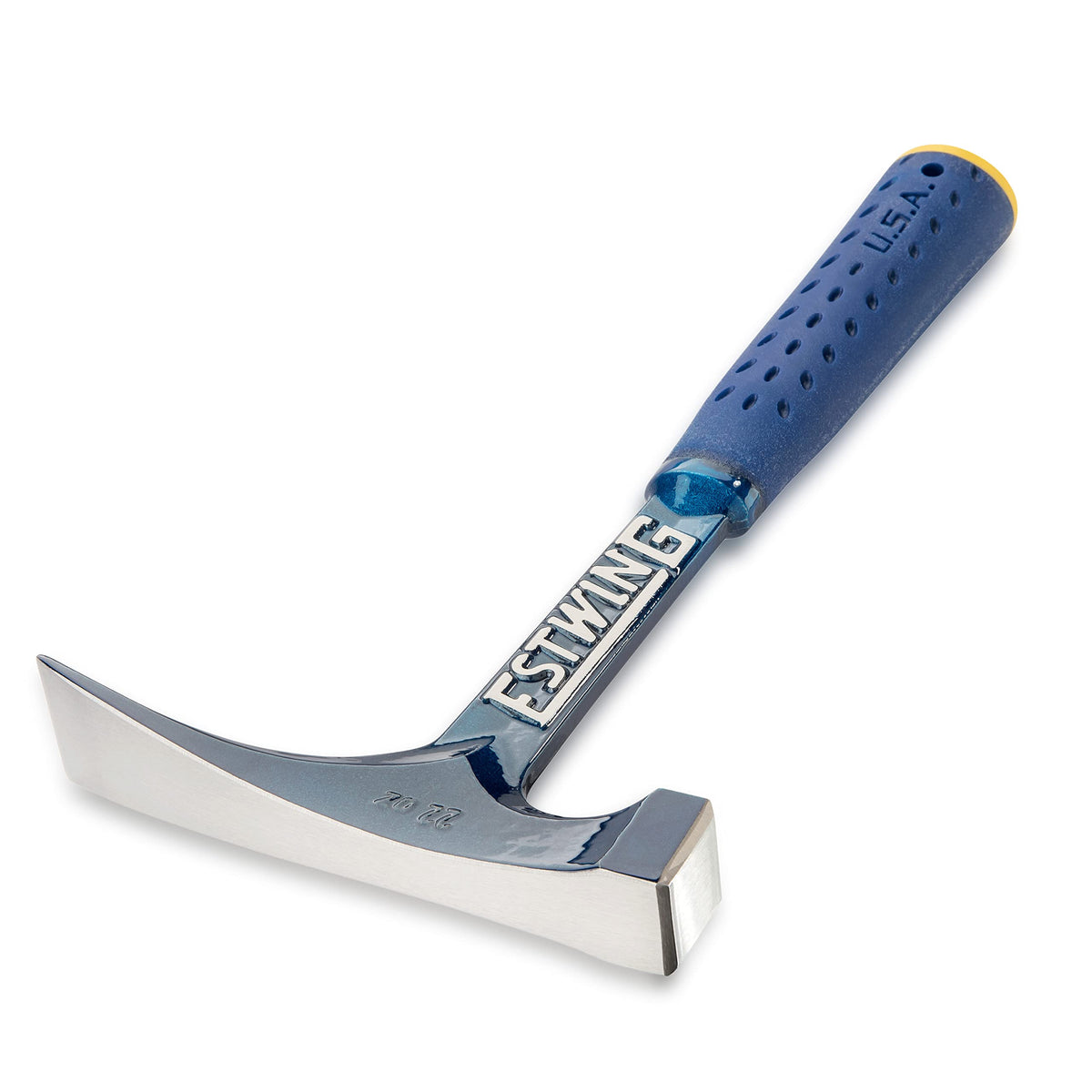 Estwing E6-22BLC forged head and handle highlighting one-piece construction for balance.
