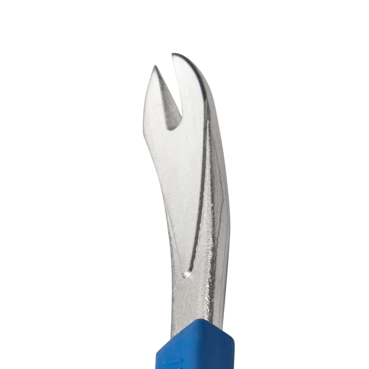 Estwing Pro Claw Nail Puller chrome finish aids durability and visibility.