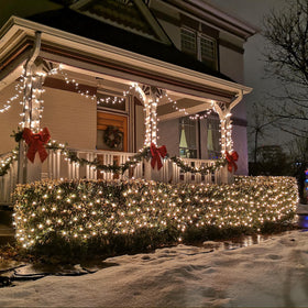Eueasy outdoor fairy lights demonstrate eight modes for customizable ambiance.