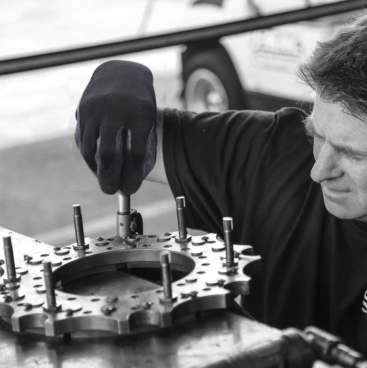 Evridwear gloves maintain grip in both wet and dry conditions.