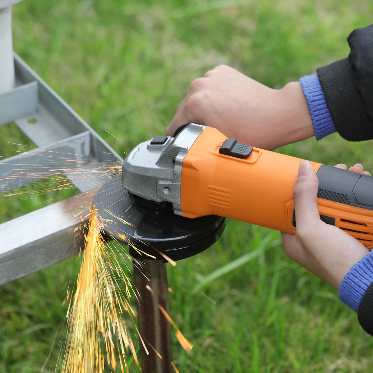 Extbtfor compact design supports portable use and easy storage.